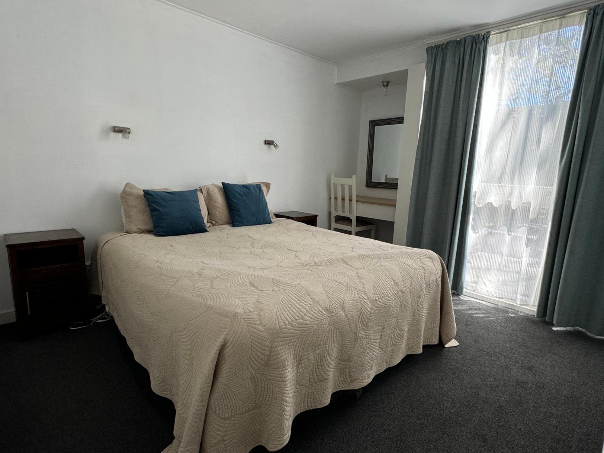 Diplomat Motel Крайстчърч Екстериор снимка