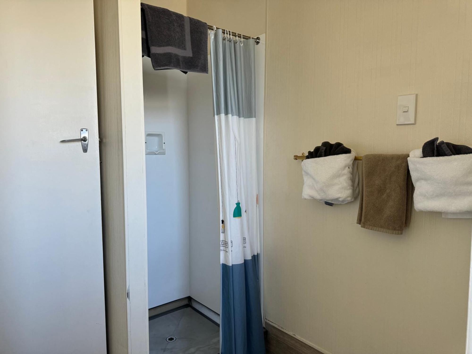 Diplomat Motel Крайстчърч Екстериор снимка